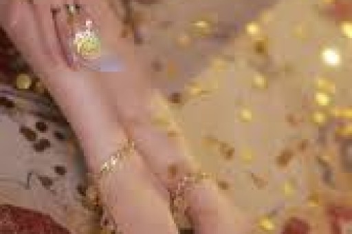 一天3个瓜！女星被大佬操控、顶流恋情曝光杨颖最意外 个个大瓜