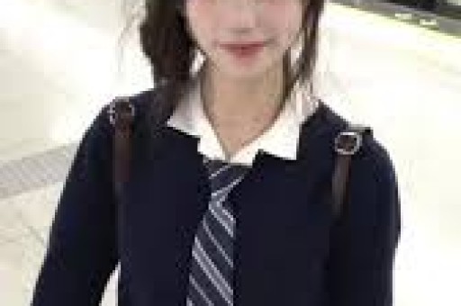 韩红口碑崩塌黑历史被扒官媒出手锐评句句说到打工人心坎里
